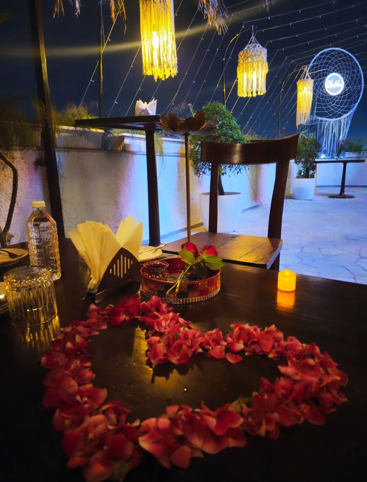 Breathtaking wide view of Malibu Rooftop ambience